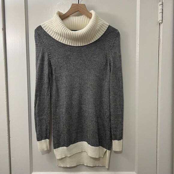 LOFT Women's Black Cream Stripe Tunic Sweater Cowl Turtleneck Size S Petite - Picture 1 of 6